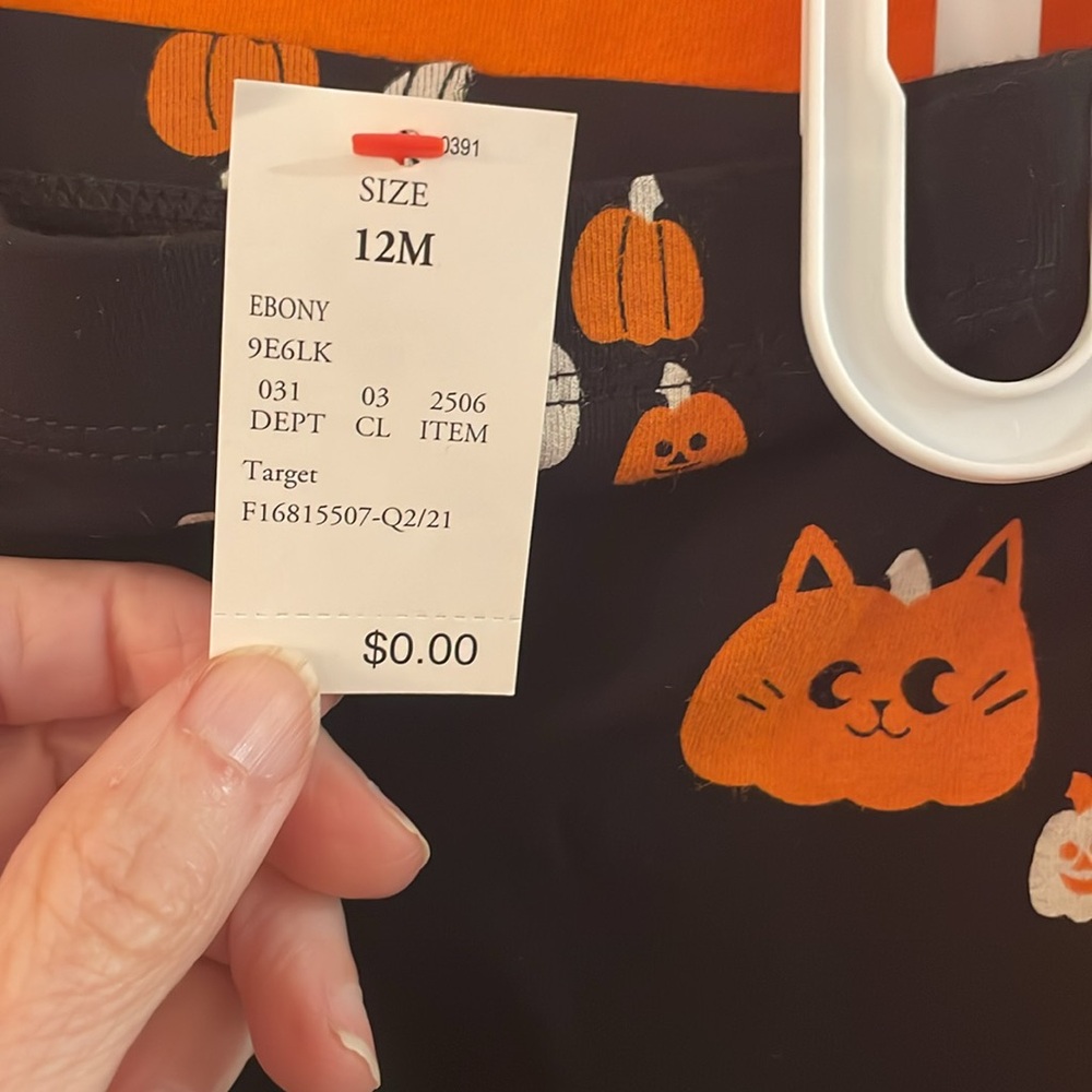 Cat & Jack Orange Pumpkin Outfit with Black Leggings - Picture 5 of 6